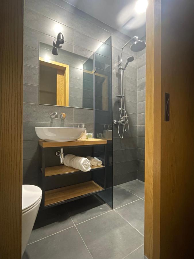 Mist Boutique Hotel Ереван Экстерьер фото