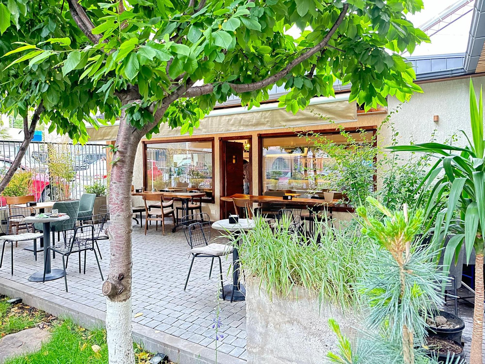 Mist Boutique Hotel Ереван Экстерьер фото